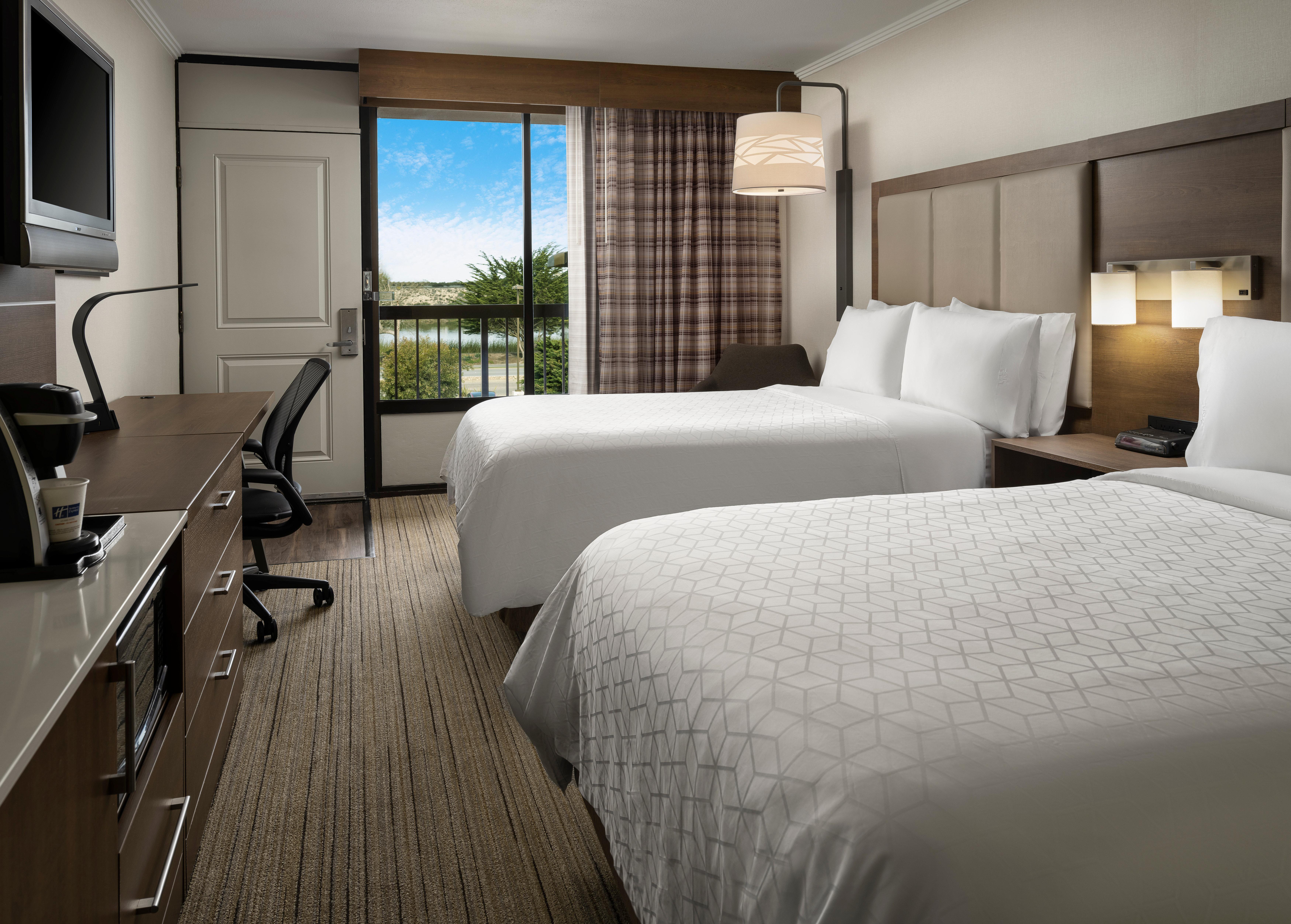 Holiday Inn Express At Monterey Bay By Ihg Seaside Eksteriør billede